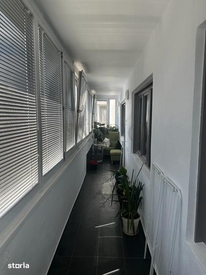 Apartament cu 3 camere decomandat în Grivița