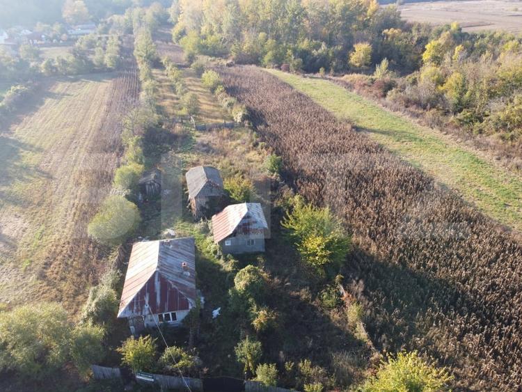 Casă individuală cu 2 camere cu Teren 1000 Mp în Valea Mare