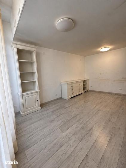 Casă cu 3 camere cu Teren 1000 Mp în Centrul Civic