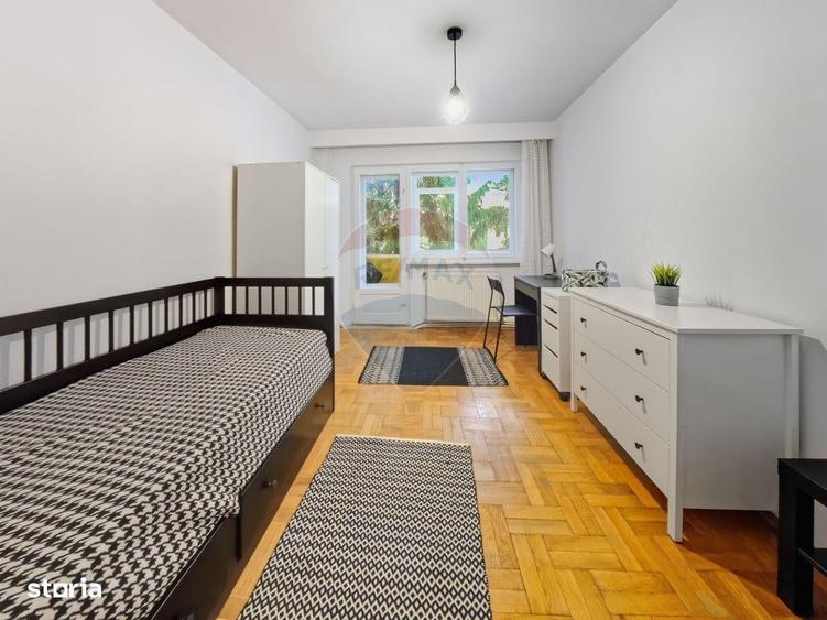 Apartament 4 camere in centrul Bacaului - Ocazie rara! - 3