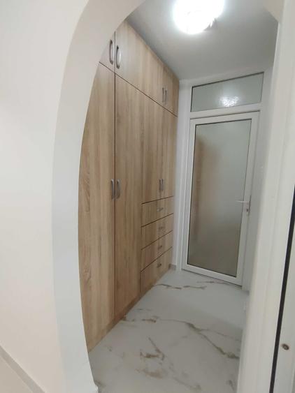 Apartament cu 3 camere decomandat în Micălaca