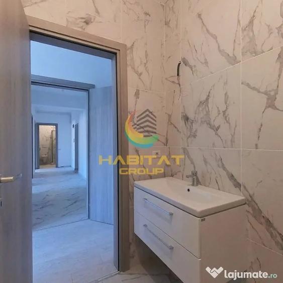 Apartament cu 3 camere decomandat în Exterior Vest