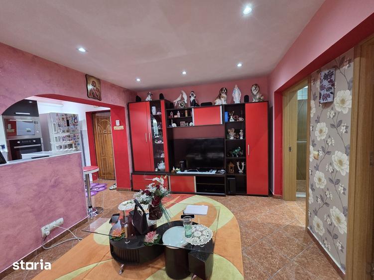 Apartament cu 2 camere decomandat în Ultracentral