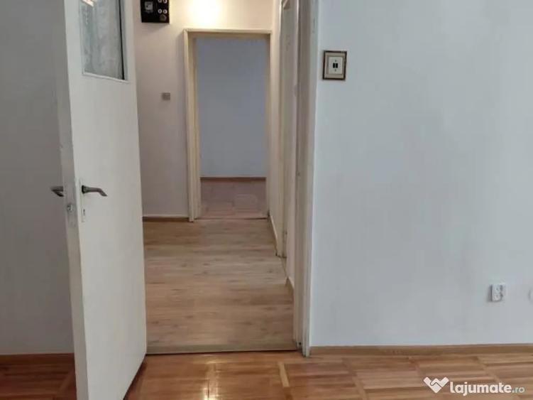 Apartament cu 2 camere decomandat în Port