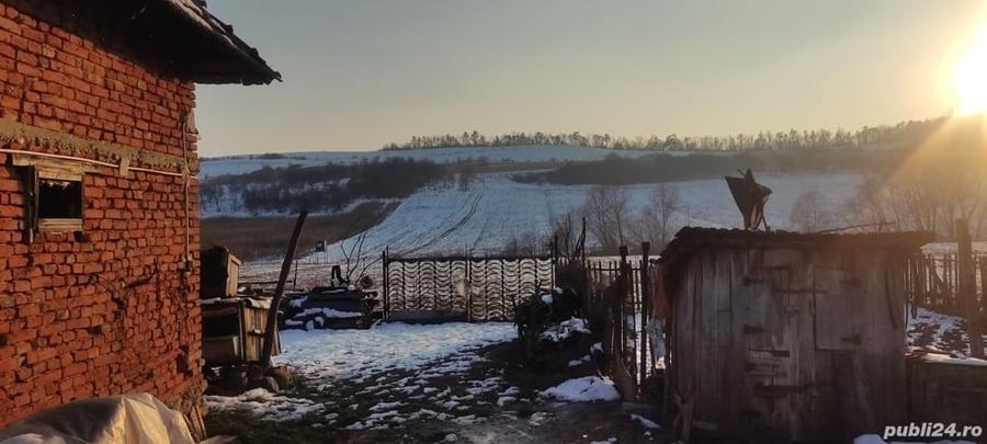 Casă cu 5 camere în Sânmihaiu Almașului