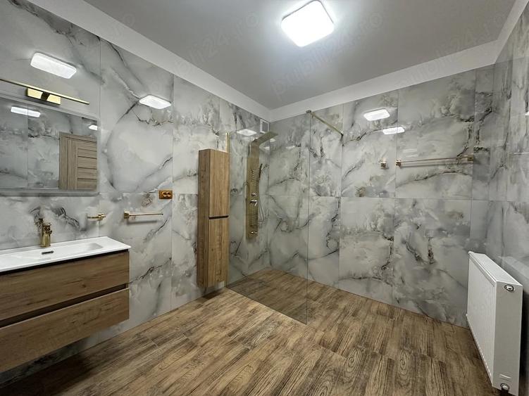Casă cu 3 camere cu Teren 121 Mp în Central