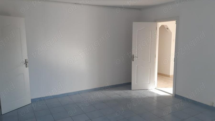 Spațiu comercial, de 60 mp, în Semicentral