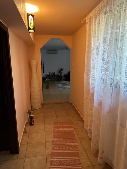 Casă cu 4 camere cu Teren 225 Mp în Rahova
