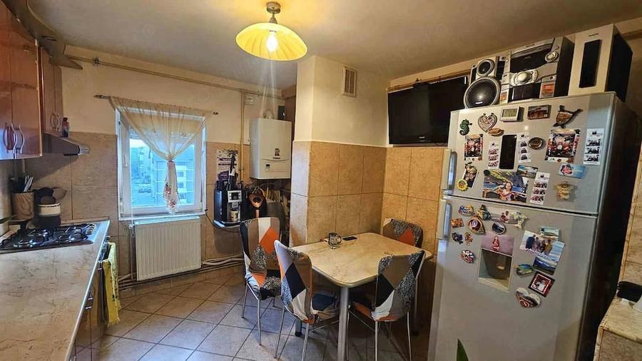 Apartament cu 2 camere semidecomandat în Central