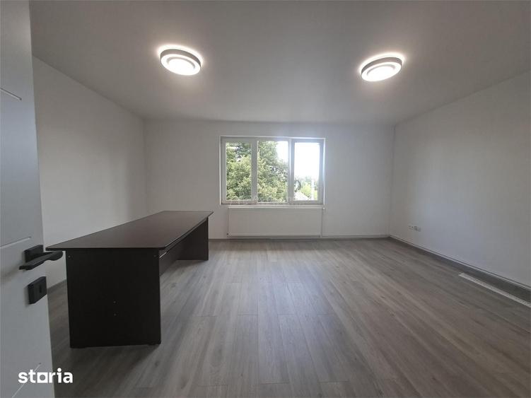 Spațiu comercial, de 70 mp, în Trei Stejari