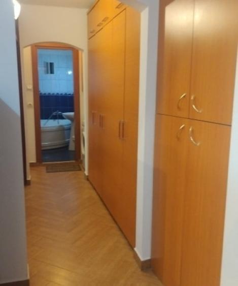 Apartament cu 3 camere decomandat în Lăpuș