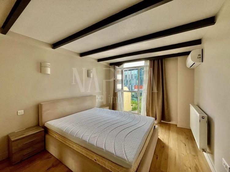 Apartament cu 3 camere semidecomandat în Central