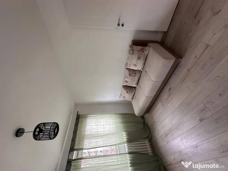 Apartament cu 3 camere decomandat în Iosia