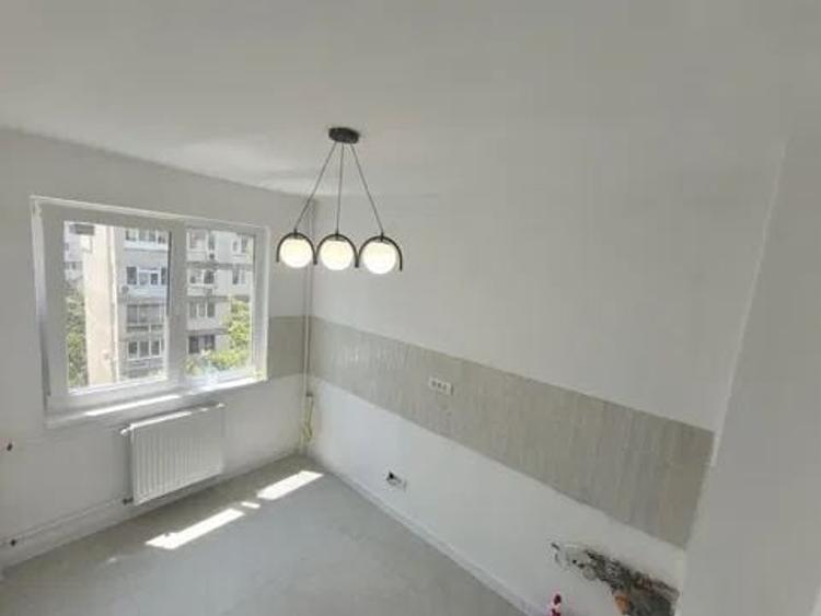 APARTAMENT 2 CAMERE RENOVAT MODERN DECOMANDAT LUJERULUI BLOC 1979 - 5