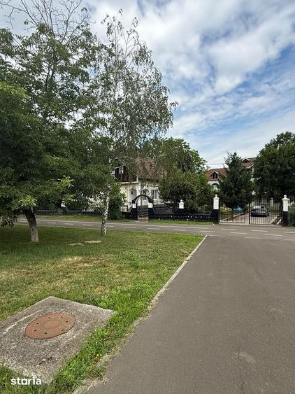 Doua case pe teren de 3.000 mp, Strada Botizului OMV, Satu Mare - 15