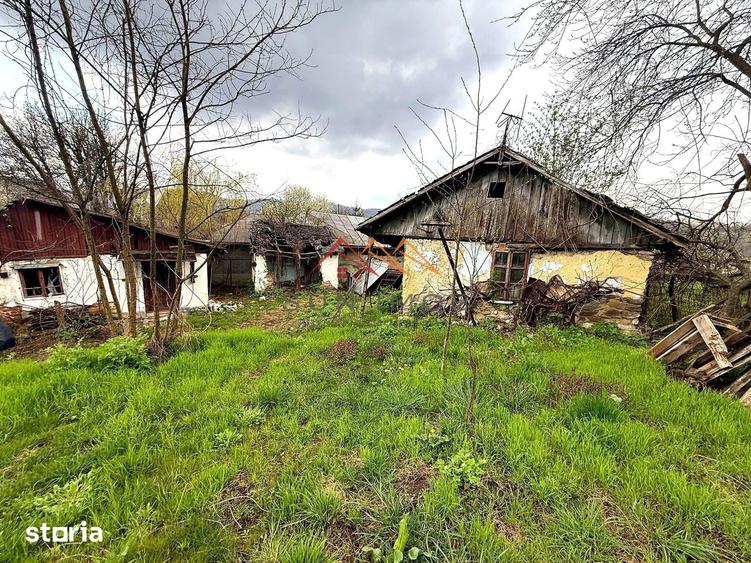 Teren de 375 mp, în Bănești