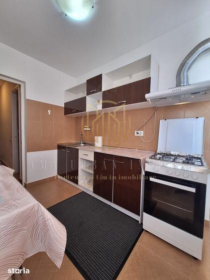 Apartament cu 2 camere decomandat în Ozana