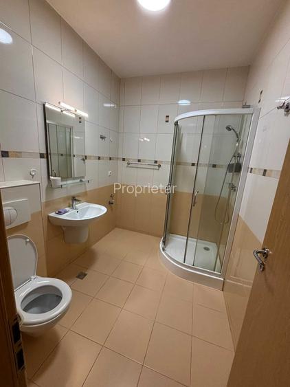 inchiriez apartament 2 camere zona centrala