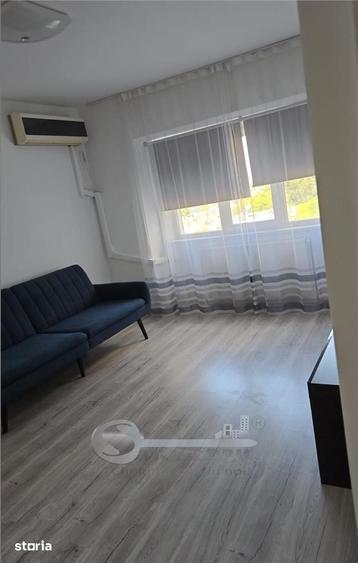 Apartament cu 3 camere decomandat în Păcurari