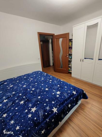 Apartament cu 4 camere decomandat în 1 Mai