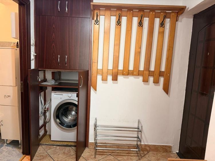 Apartament cu 3 camere decomandat în Decebal