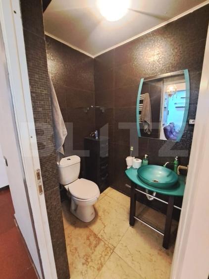 Casă individuală cu 5 camere cu Canalizare în Ghimbav