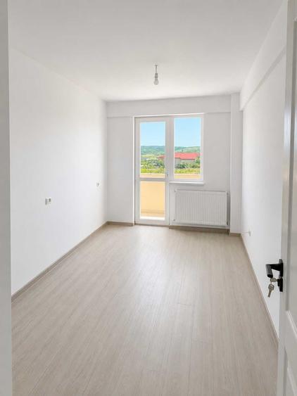 Apartament cu 2 camere semidecomandat în Valea Lupului