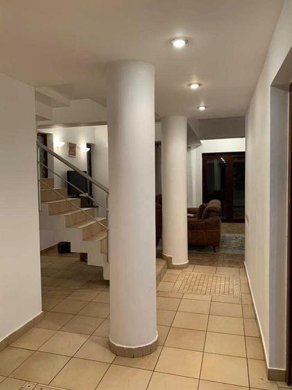 Casă cu 4 camere cu Teren 750 Mp în Tătărași