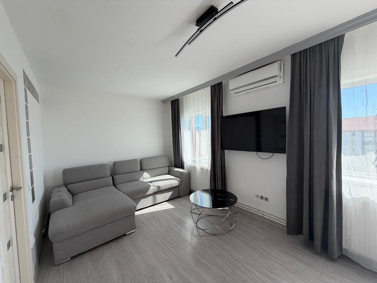 Apartament cu 3 camere decomandat în Vasile Aaron