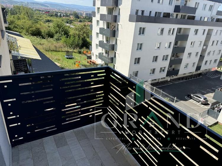 Apartament cu 3 camere semidecomandat, mobilat în Mănăștur