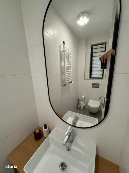 Casă cu 5 camere cu Canalizare în Primăverii