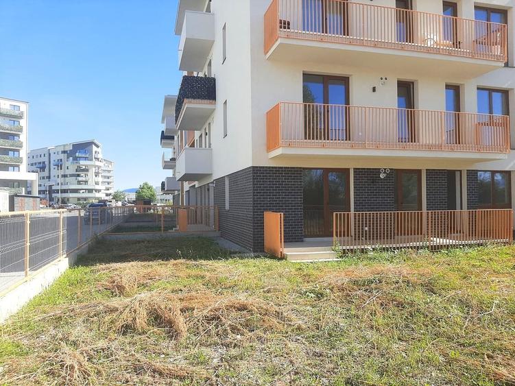 Apartament cu 2 camere decomandat în Păcii