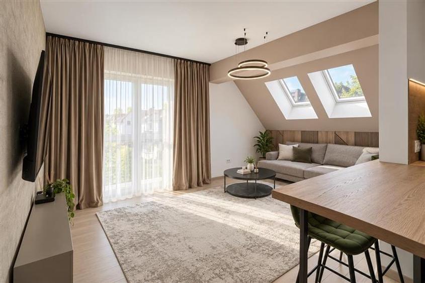 Apartament cu 2 camere nedecomandat în Tractorul