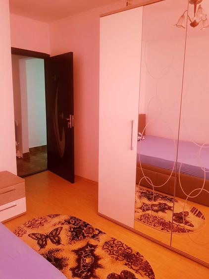 Apartament cu 2 camere decomandat în Tudor