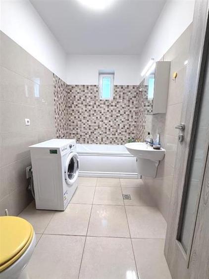 Garsonieră decomandată în Alexandriei