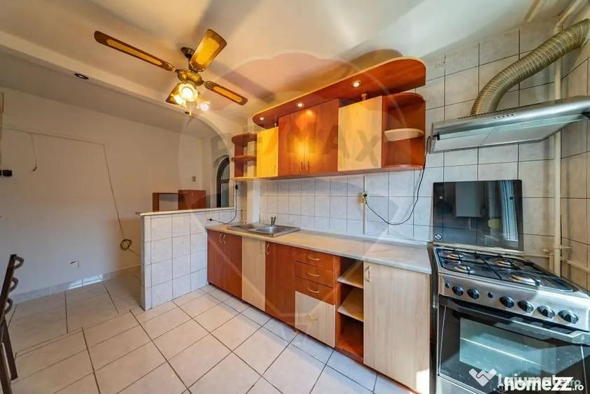 Apartament cu 2 camere semidecomandat în Micălaca