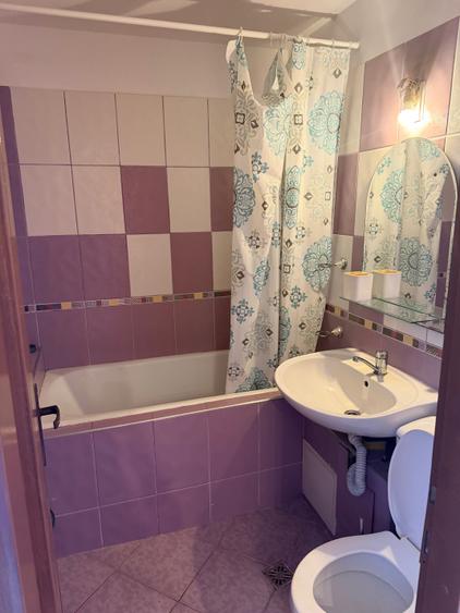 Apartament cu 2 camere decomandat în Exterior Vest