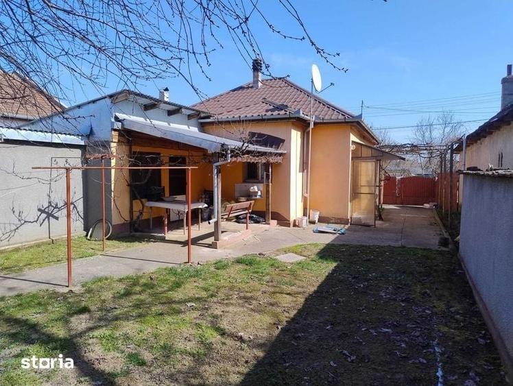 Casă cu 2 camere cu Teren 104 Mp în Zădăreni