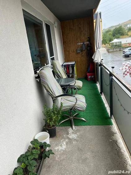 Apartament cu 2 camere semidecomandat în Florești