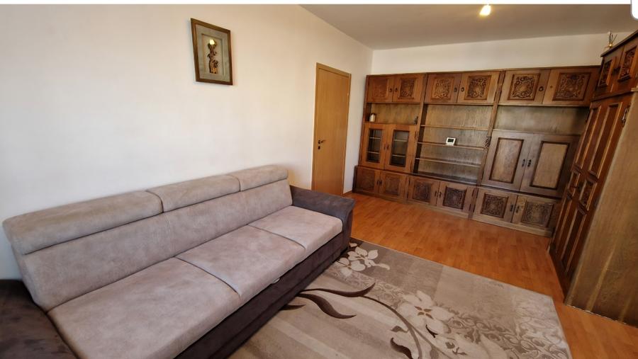 Apartament cu 2 camere semidecomandat în Micălaca