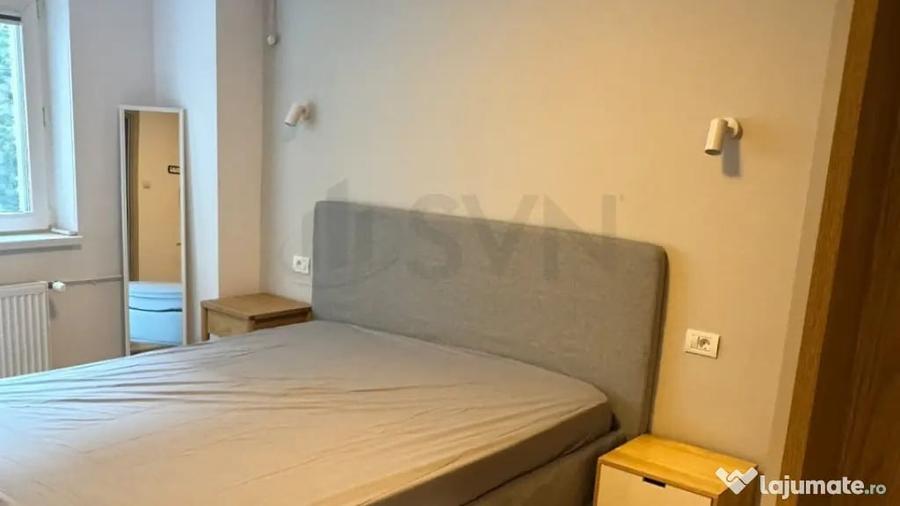 Apartament cu 3 camere decomandat în Victoriei
