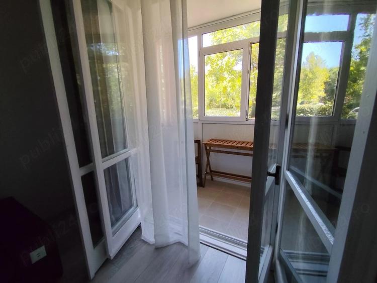 Apartament cu 2 camere semidecomandat în Titan