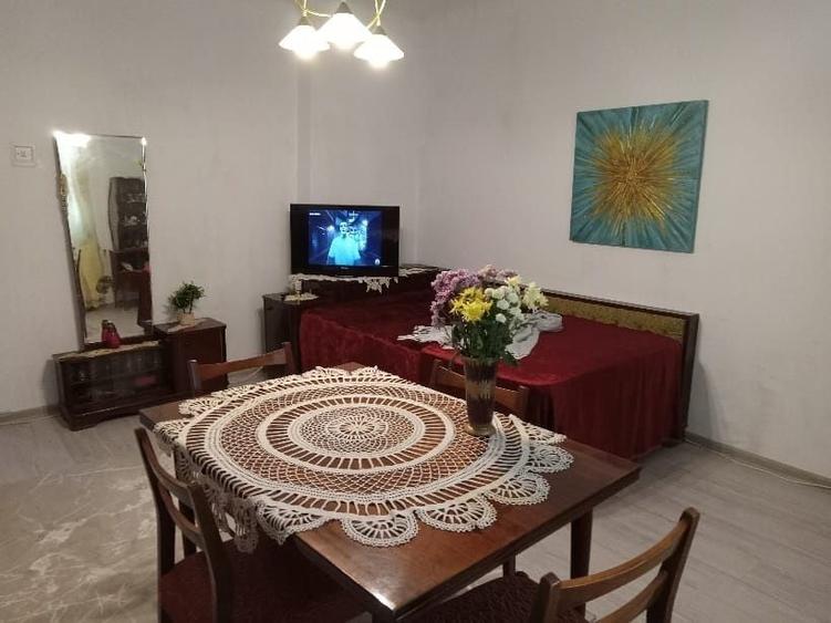 Apartament cu 2 camere decomandat în Exterior Vest