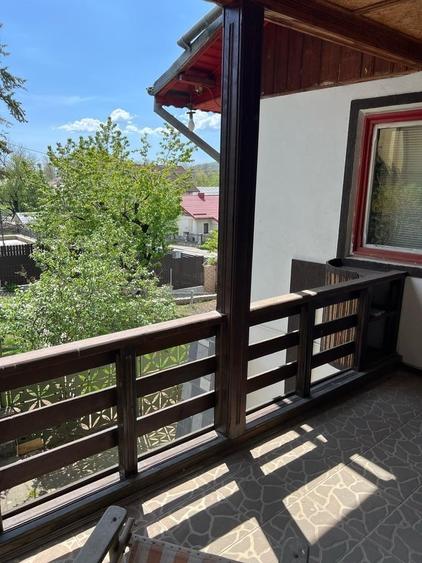 Casă cu Teren 300 Mp în Central