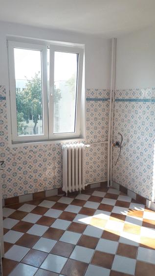 Apartament cu 2 camere decomandat în Rahova