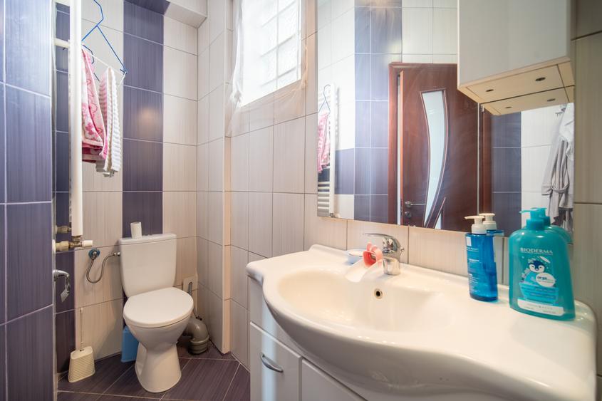 Apartament cu 3 camere în 1 Mai