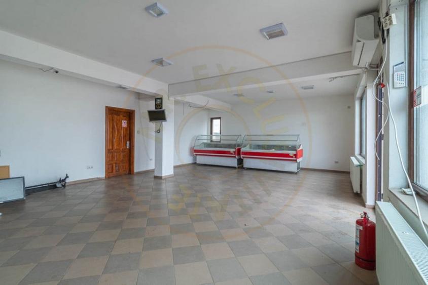 Spațiu comercial, de 100 mp, în Vidra