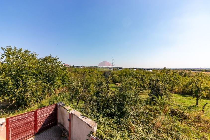 Casă individuală cu 5 camere cu Teren 500 Mp în Păulești