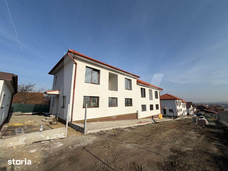 Casă cu 4 camere cu Teren 300 Mp în Șura Mică