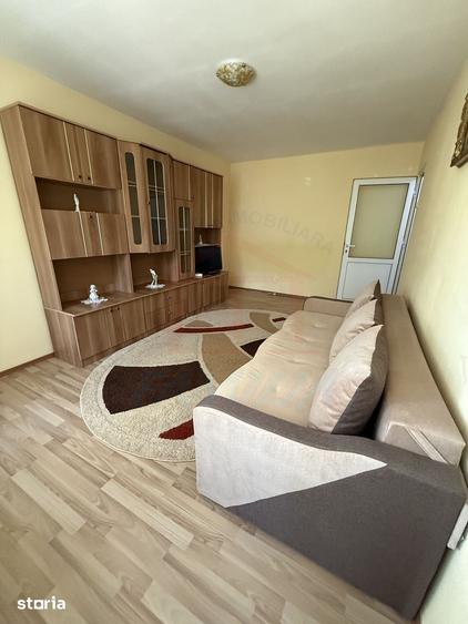 Apartament cu 2 camere în Micro 20